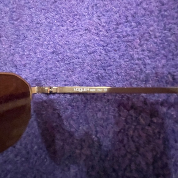 Vintage Vogue Sunglasses mod. VO 3091-S  Gold  Metal